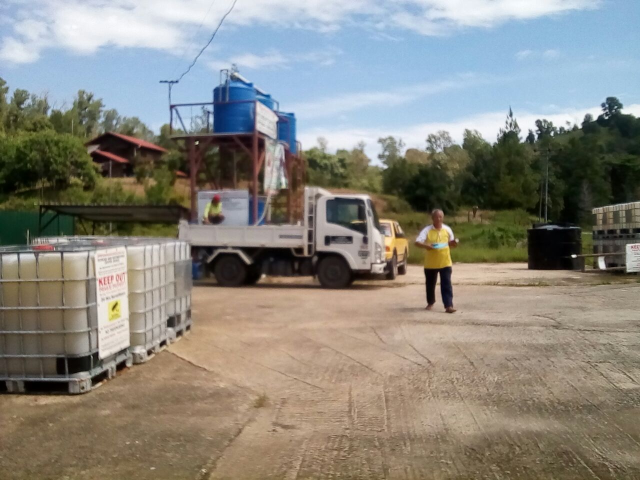 ORGANIC FERTILIZER PICKUP PAPAR FARM 18 MARCH 2017 ORGANIC FERTILIZER PICKUP PAPAR FARM 18 MARCH 2017