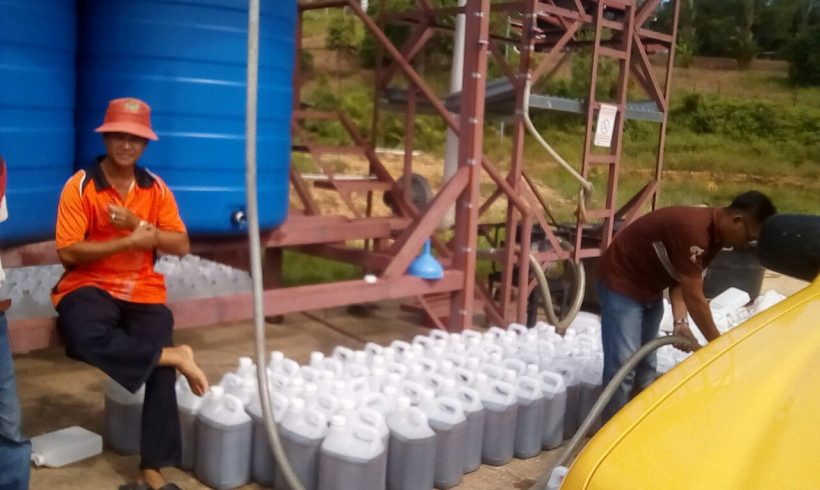 ORGANIC FERTILIZER PICKUP , 11 MARCH 2017 – PAPAR DISTRIBUTION CENTER ORGANIC FERTILIZER PICKUP , 11 MARCH 2017 – PAPAR DISTRIBUTION CENTER